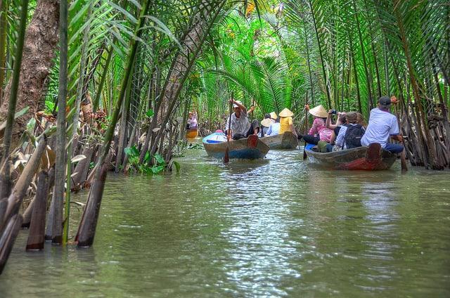 Mẹo du lịch miền Tây mùa nước nổi với giá cả phải chăng