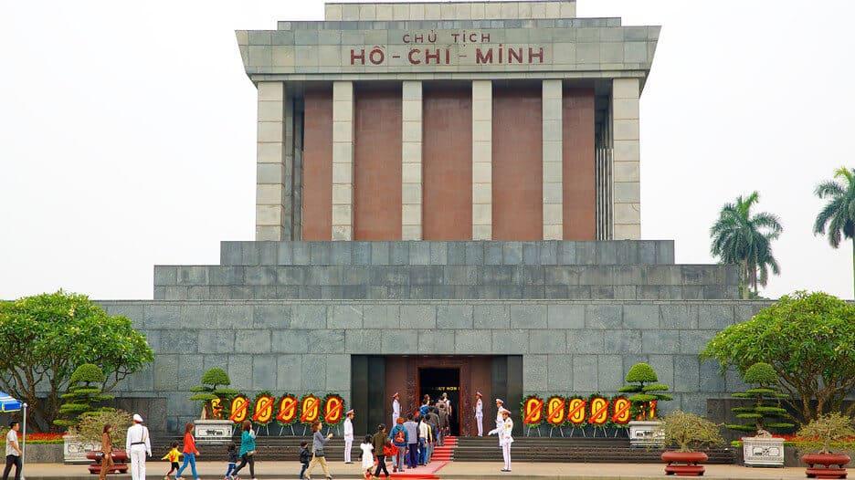 Chia sẻ kinh nghiệm và hướng dẫn thăm viếng lăng Bác