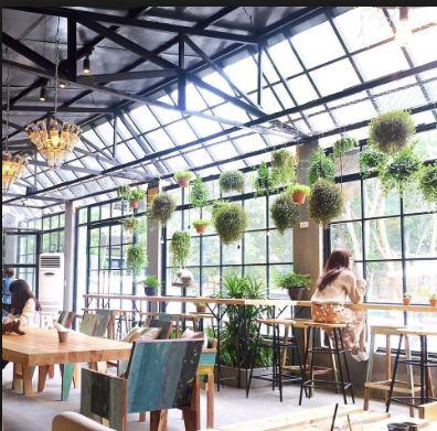 Những quán cà phê đẹp và hot ở Sài Gòn mà giới trẻ đang phát sốt
