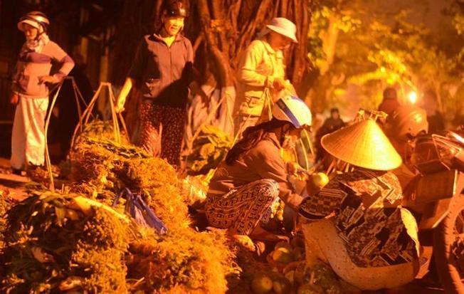 Khám phá chợ dành riêng cho phụ nữ khi du lịch Hội An