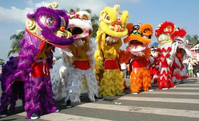 Nghề làm lân và văn hóa du lịch ở Hội An
