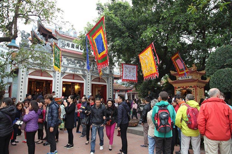 Top 10 điểm du lịch linh thiêng hấp dẫn ở Thủ đô Hà Nội