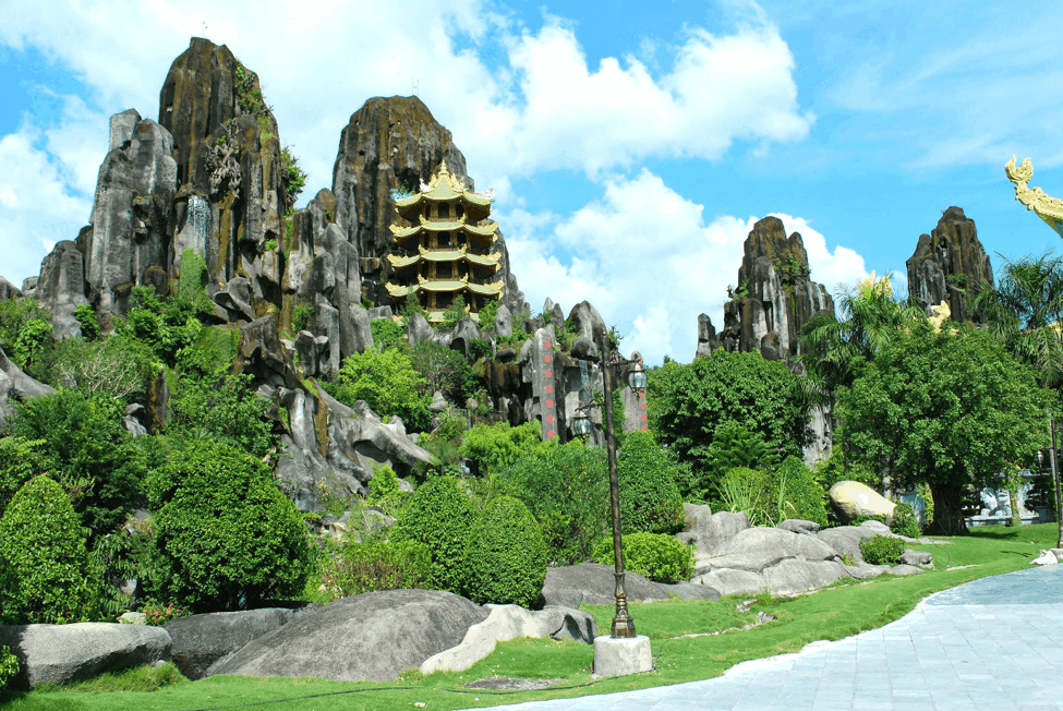 Khám phá bí ẩn Ngũ Hành Sơn