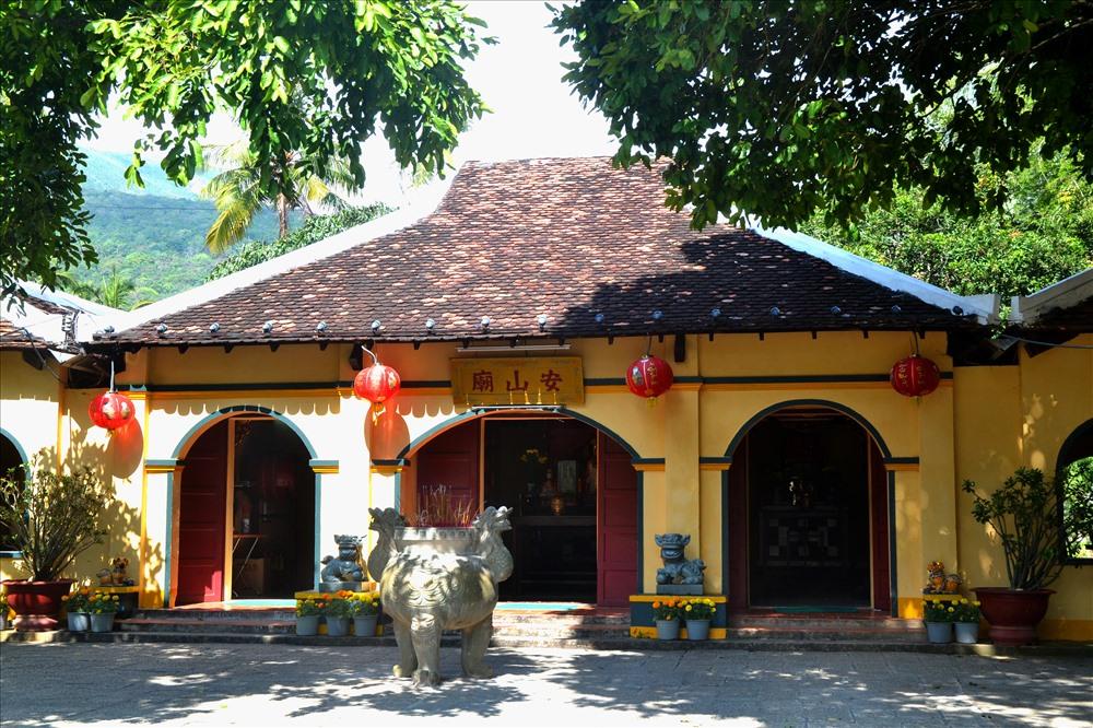 Những địa điểm linh thiêng ở Côn Đảo
