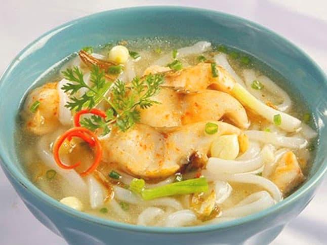 10 món đặc sản nổi tiếng của Quảng Trị không thể bỏ qua.
