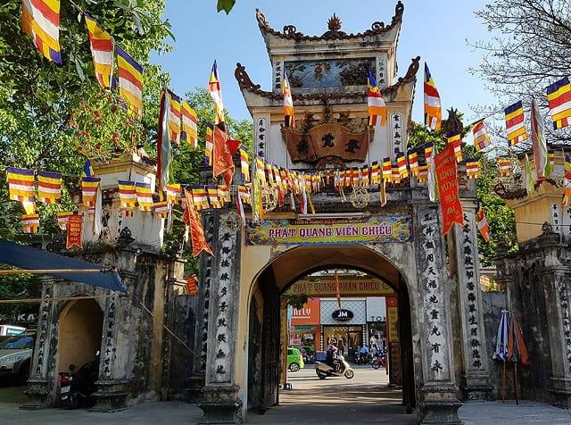 Top 13 chùa linh thiêng và nổi tiếng ở Hà Nội