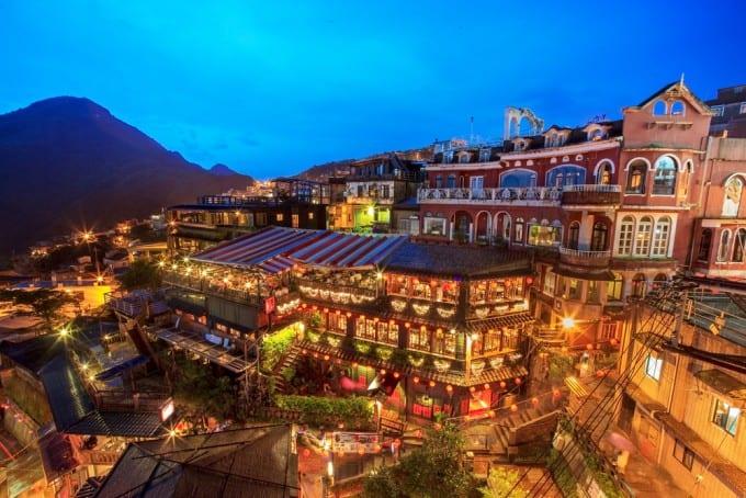 Sự quyến rũ đặc biệt không thể tìm thấy ở bất kỳ nơi nào khác ngoài Làng cổ Cửu Phần