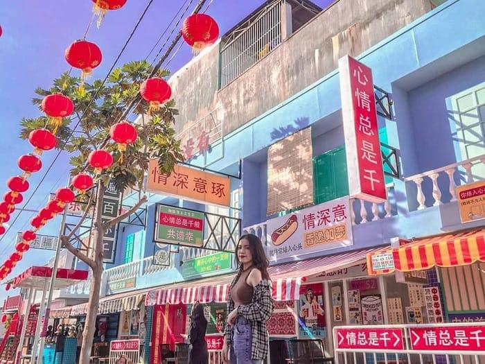 Hẻm kiểu Hong Kong góp phần làm nên không gian Buôn Ma Thuột