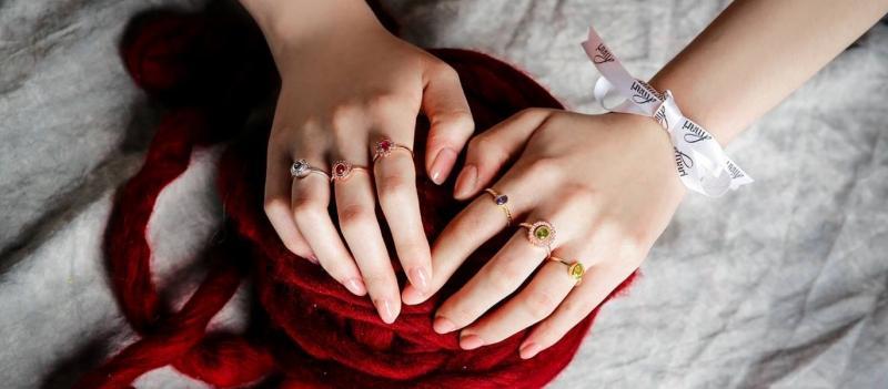 Top 8 thương hiệu trang sức tự thiết kế đáng chú ý