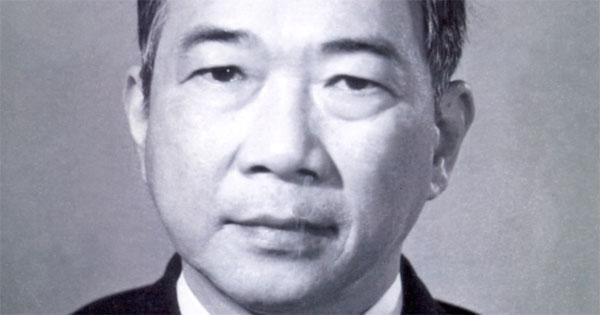 Top 10 Bài thơ hay của Tố Hữu về tình yêu