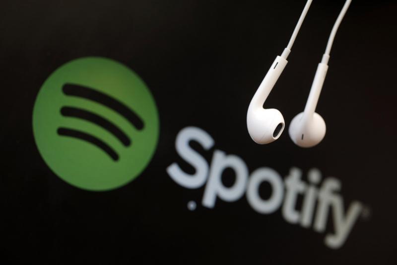 Top 10 Bài hát solo Kpop có số lượng stream khổng lồ trên Spotify
