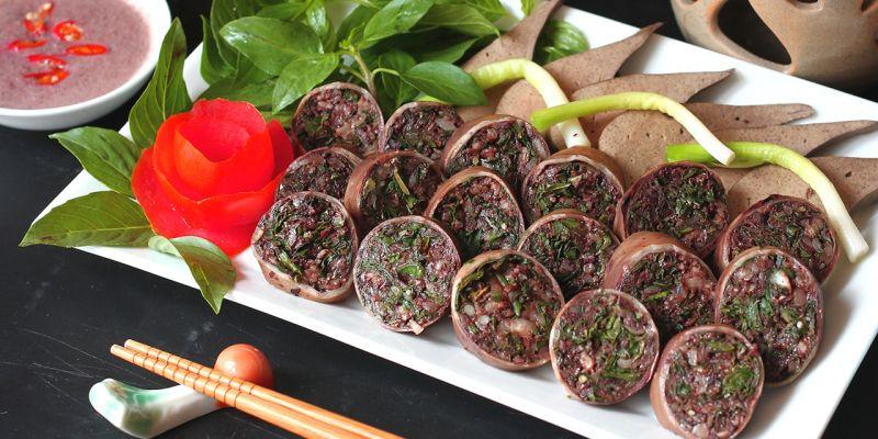 Những Món Ăn Truyền Thống Độc Đáo Trong Bữa Tiệc Tết Của Người Dao