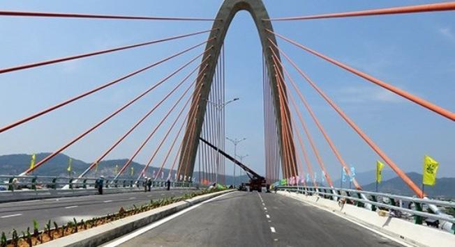 Thưởng thức vẻ đẹp nút giao thông 3 tầng ở Đà Nẵng