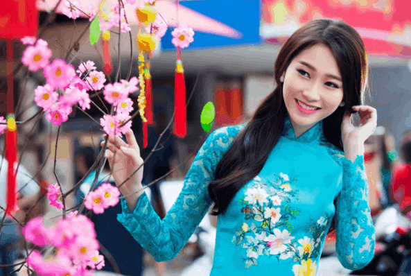 Khám phá 5 lối đi hoa đẹp mê ly trong dịp Tết miền Nam 2018