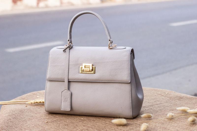 Top 7 Cửa hàng Bán Túi Xách Đẹp và Giá Hấp Dẫn tại Nha Trang