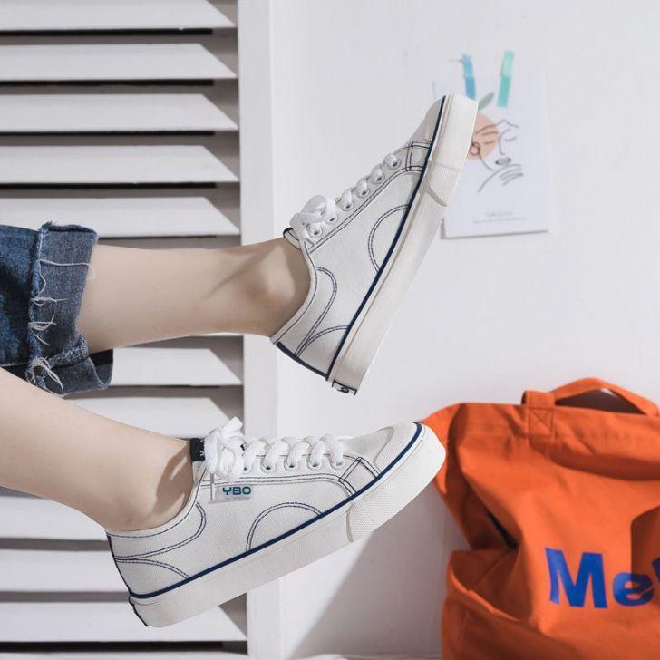 Top 12 địa chỉ mua sắm giày dép hàng đầu tại TP.HCM