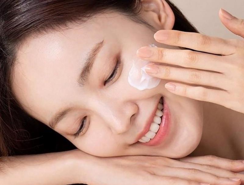 Top 5 Kem Dưỡng Trắng Da Mặt Của The Body Shop Đỉnh