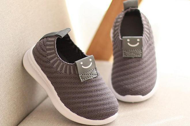 Top 5 thương hiệu giày dép cho trẻ em được ba mẹ ưa chuộng
